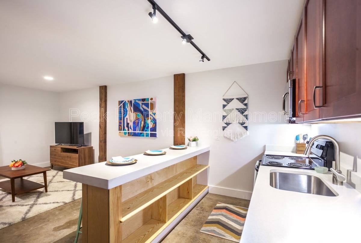 219 E Bank St #211 - Photo 3 of 8