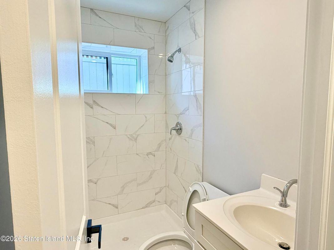 62 Rathbun Ave - Photo 7 of 9