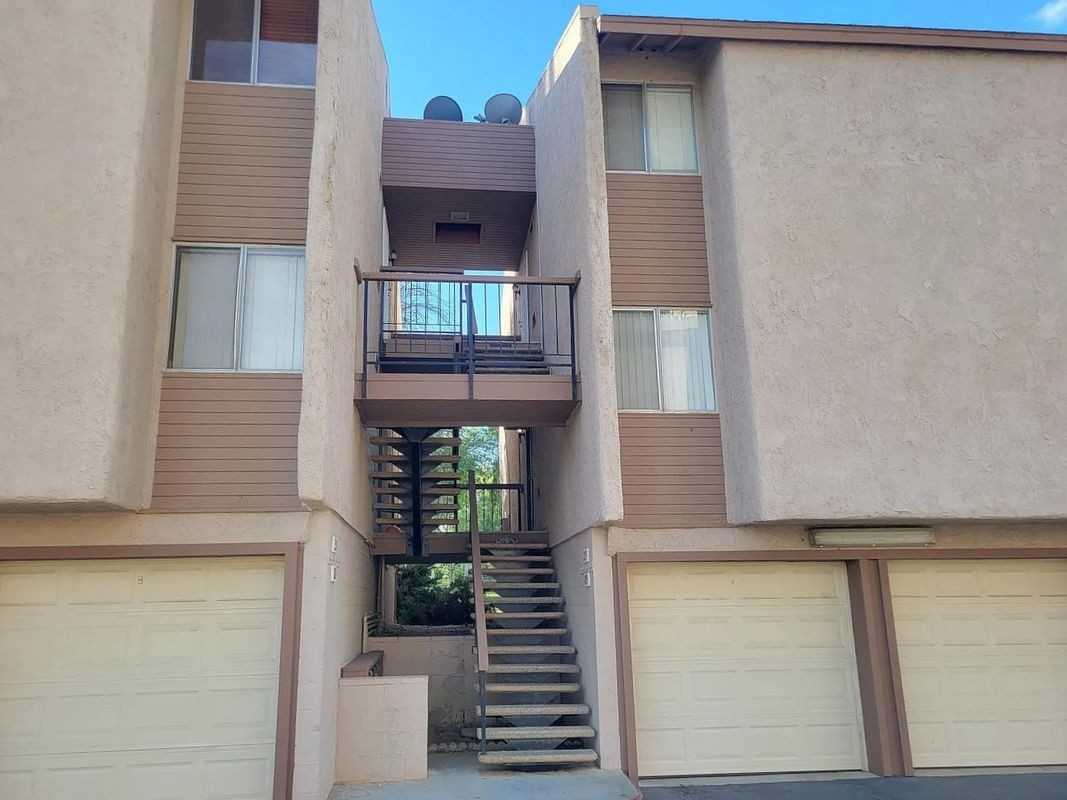 1525 Walnut Leaf Dr - Photo 3 of 19