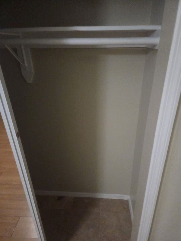 2123 Hauser Blvd - Photo 2 of 8