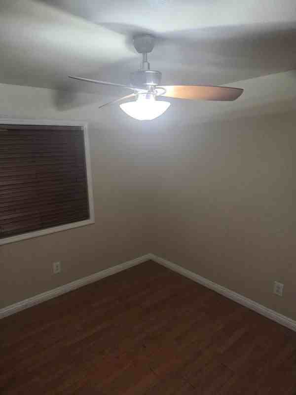 2123 Hauser Blvd - Photo 3 of 8