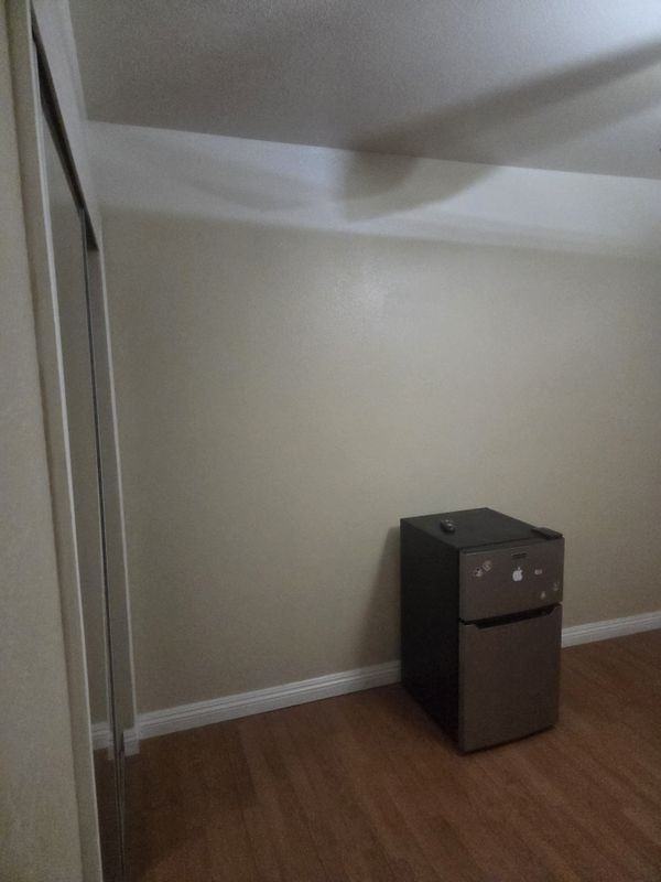 2123 Hauser Blvd - Photo 4 of 8