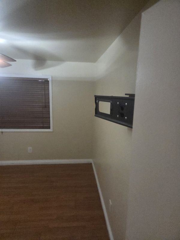 2123 Hauser Blvd - Photo 5 of 8