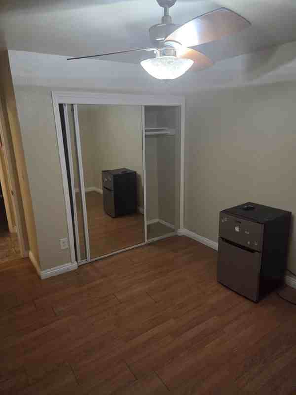 2123 Hauser Blvd - Photo 6 of 8