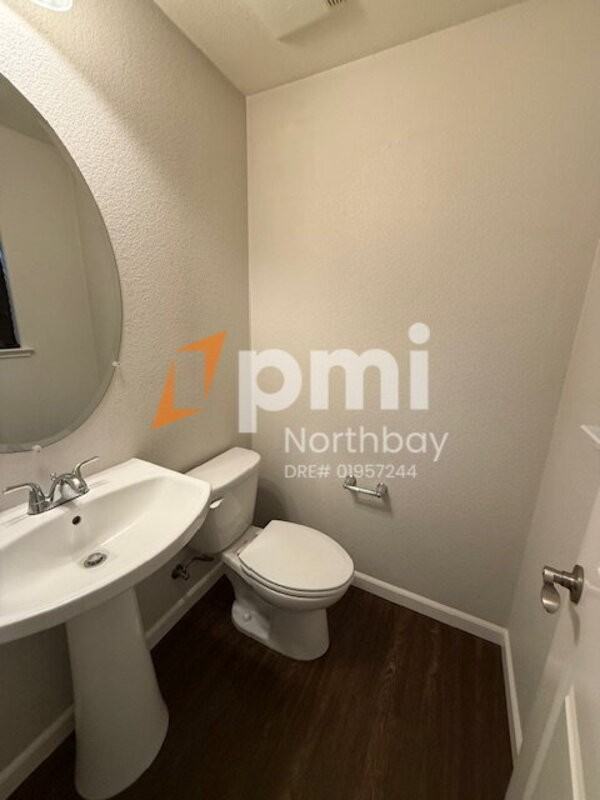 1275 Dartmouth Cir - Photo 7 of 18