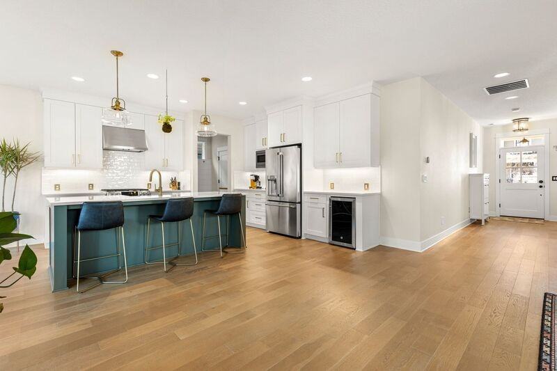 4090 Ne 6th Ave - Photo 4 of 33