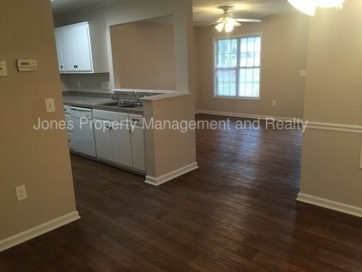 144 Aaron Pl NW - Photo 3 of 11