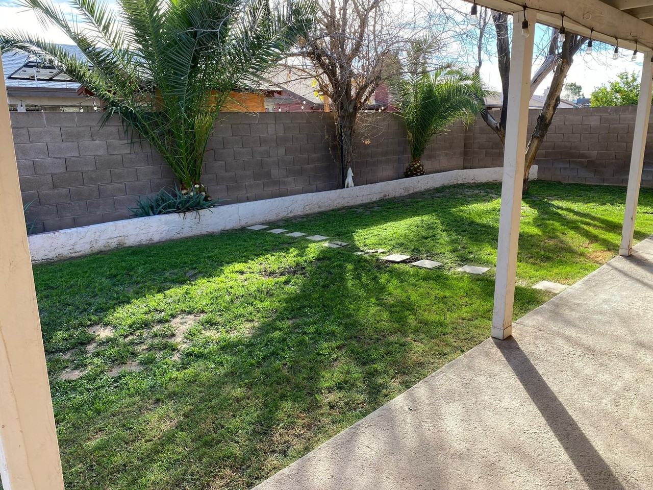 8509 W Colter St - Photo 4 of 18