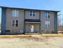 3024 SE Swygart St - Photo 1 of 1