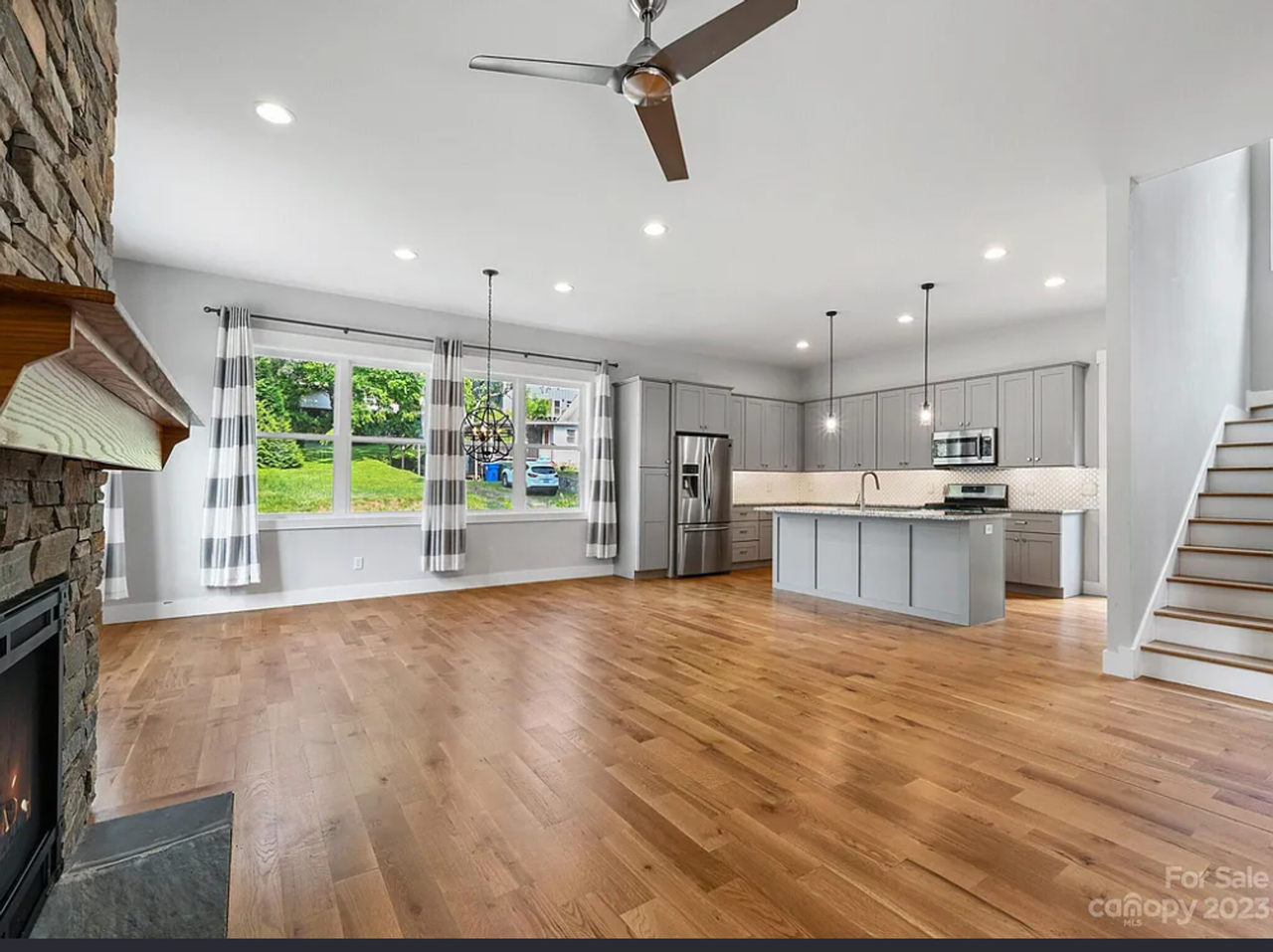 9 Pennsylvania Ave - Photo 3 of 22