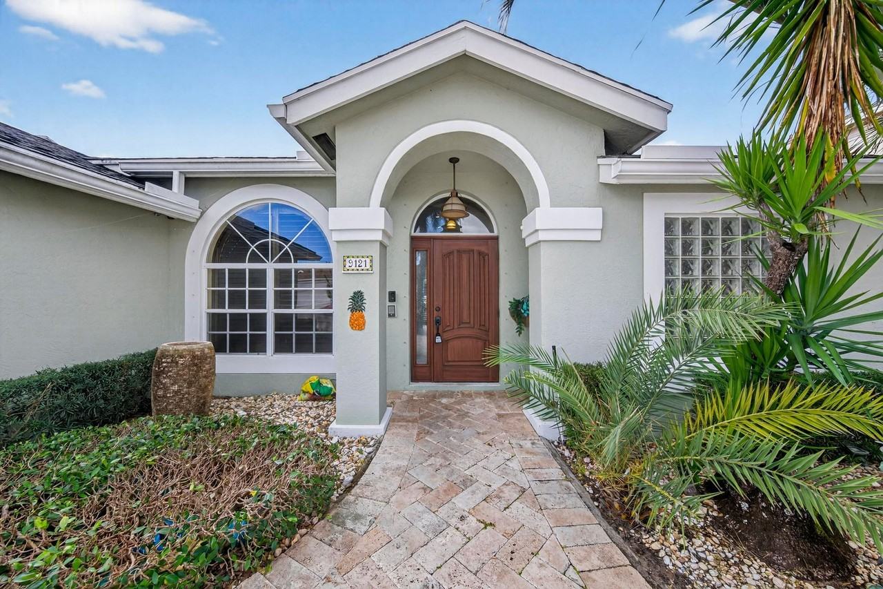 9121 Paragon Way - Photo 2 of 49