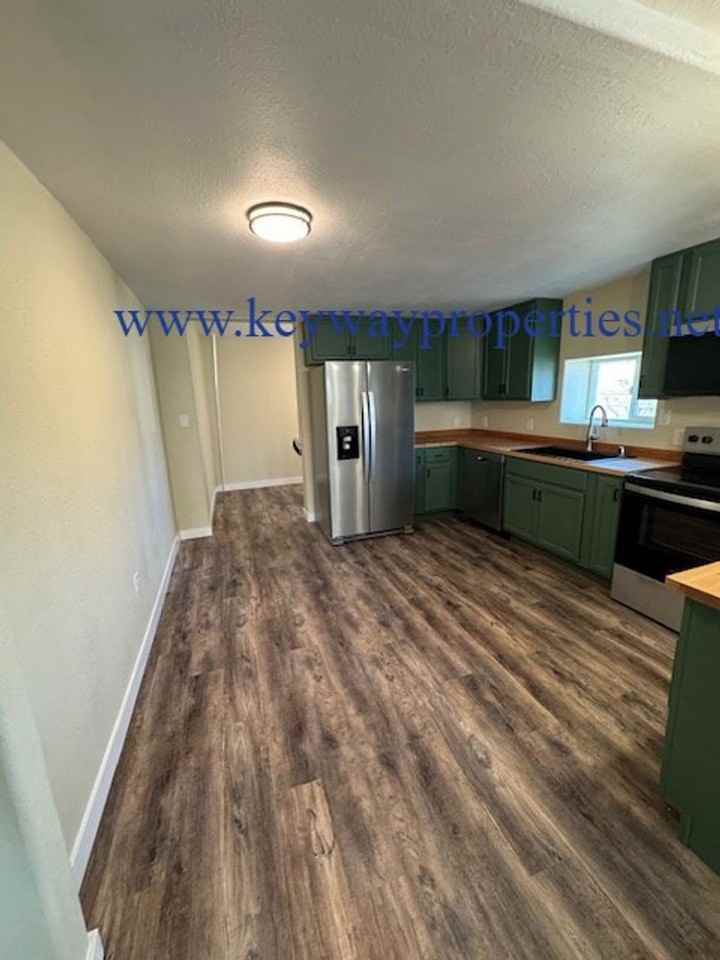 1717 Gonzales Rd Sw - Photo 5 of 16