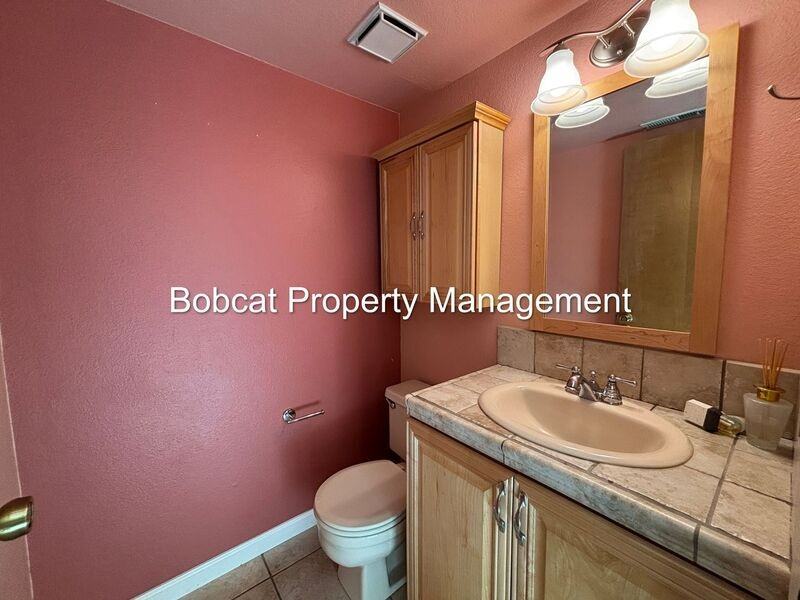 1420 Douglas Ave #11 - Photo 6 of 34