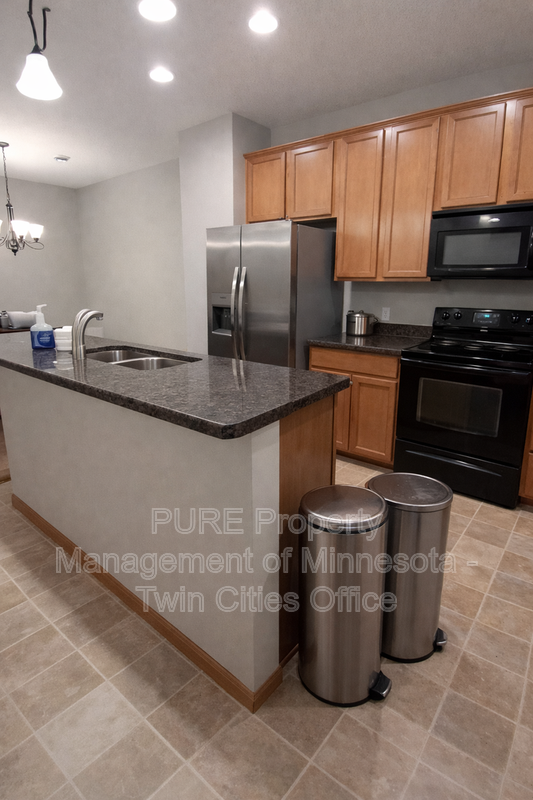 15584 Empress Ave N #8 - Photo 4 of 11