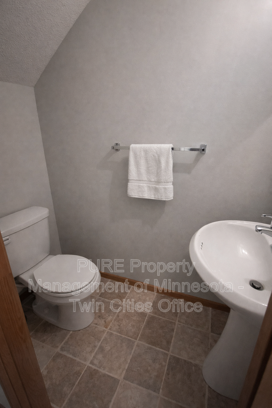 15584 Empress Ave N #8 - Photo 7 of 11