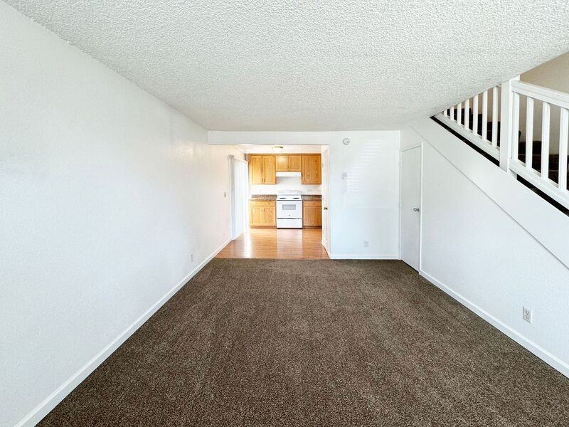 3835 Marshall Ave - Photo 4 of 16