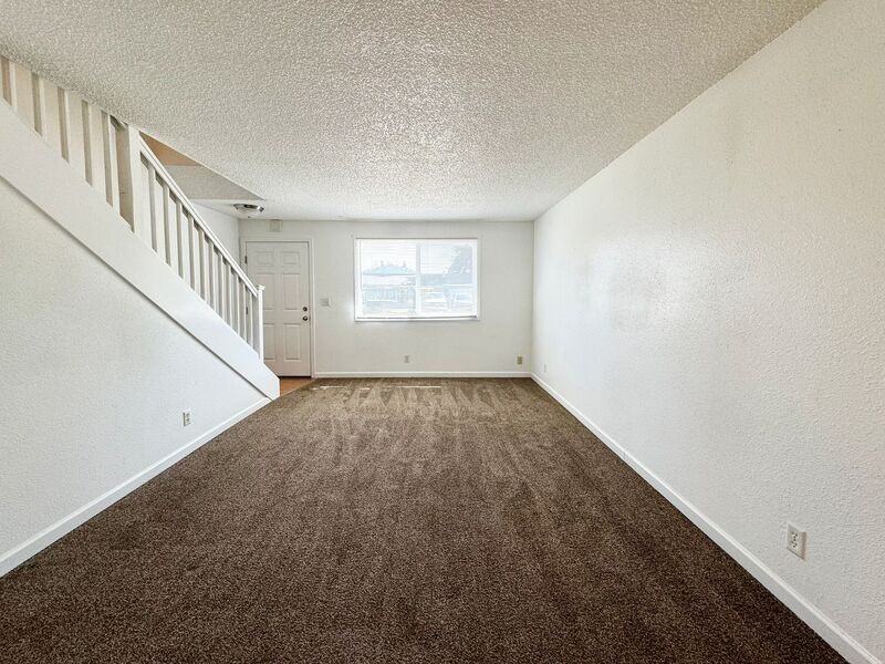 3835 Marshall Ave - Photo 5 of 16