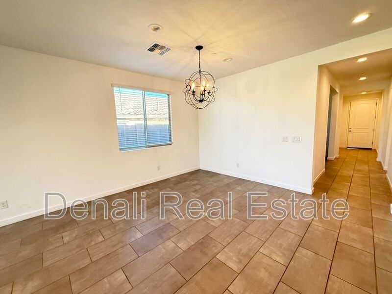 13312 W Crimson Ter - Photo 7 of 20