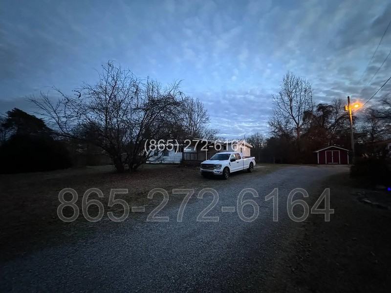 8413 Oak Ridge Hwy - Photo 3 of 9