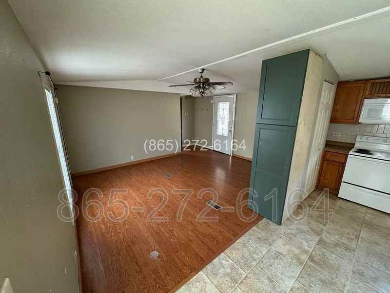 8413 Oak Ridge Hwy - Photo 6 of 9