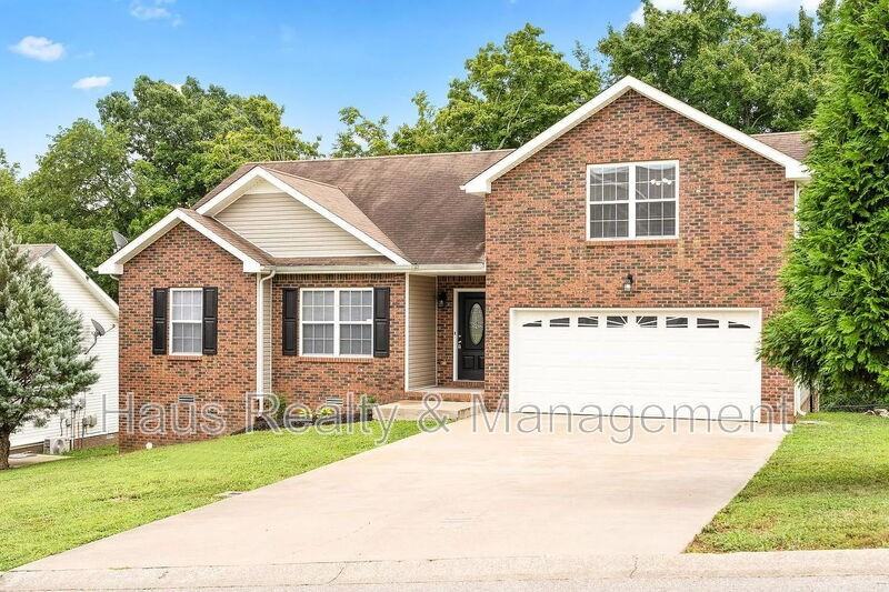 3136 Brook Hill Dr - Photo 5 of 27