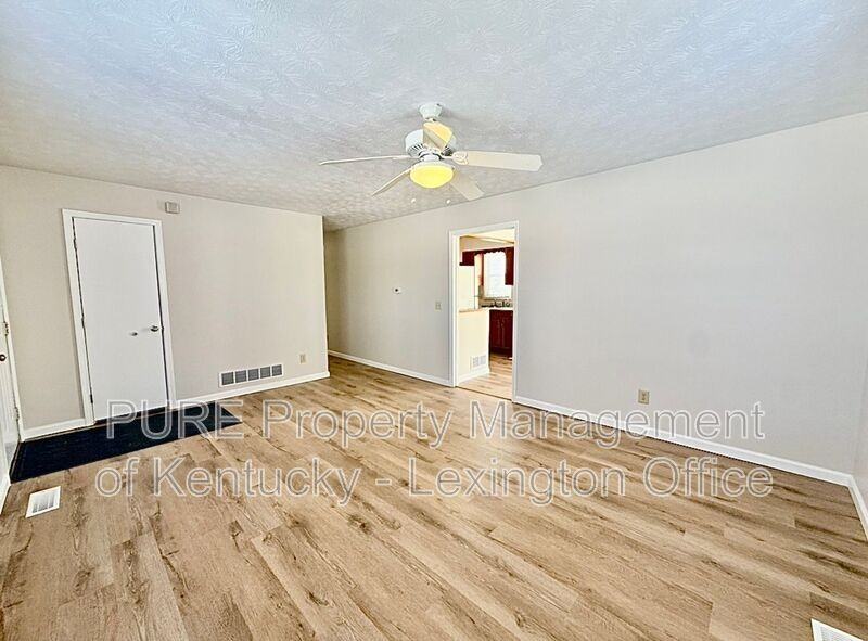 200 Madison Ave - Photo 3 of 28