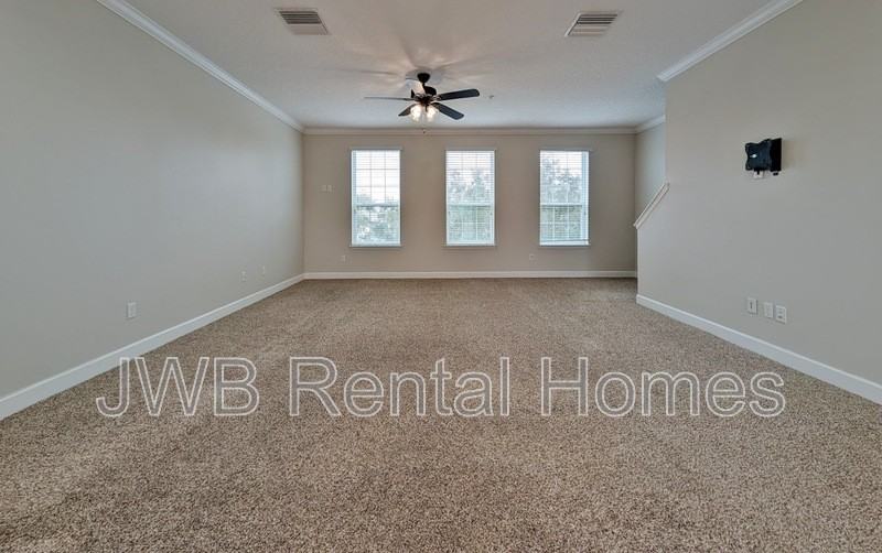 4320 Ellipse Dr - Photo 7 of 16