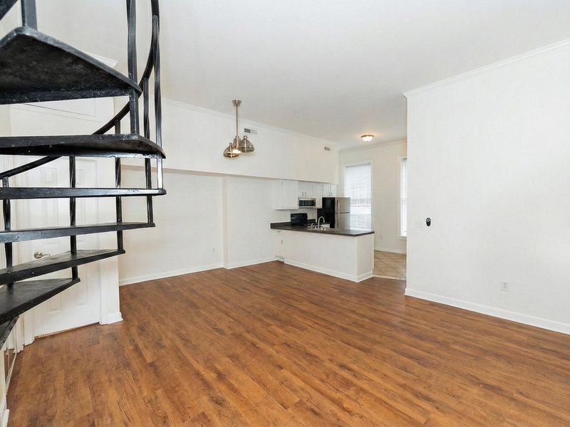 235 King St #1 - Photo 2 of 28