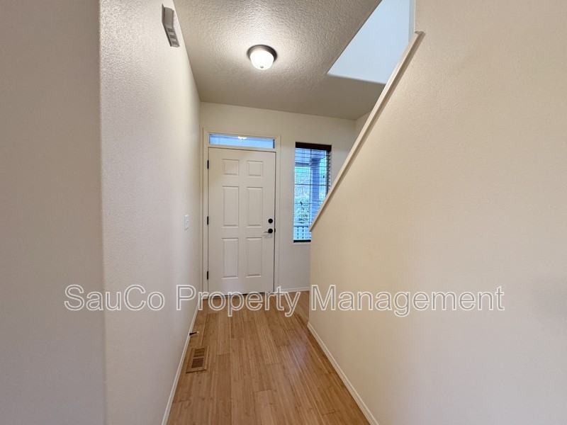 1218 34th Pl - Photo 6 of 35