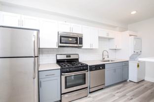 5920 N Ridge Ave #206 - Photo 1 of 1