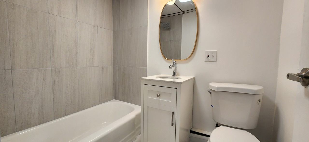 206 Chelsea St #2 - Photo 6 of 12