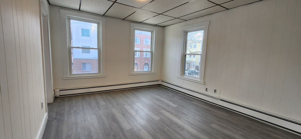 206 Chelsea St #2 - Photo 7 of 12