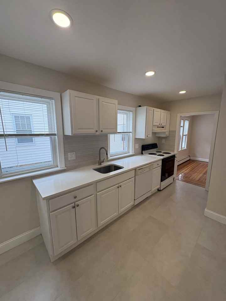 Smith St #1 - Photo 6 of 15