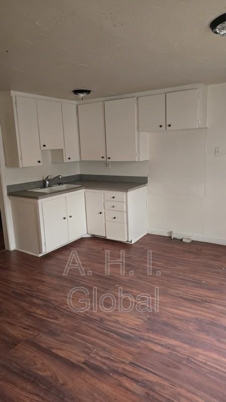 309 N Florida St - Photo 4 of 9