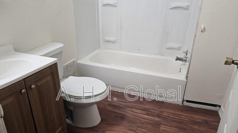 309 N Florida St - Photo 6 of 9