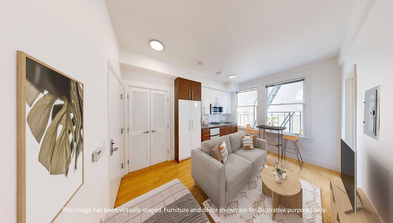 540 Leavenworth Street - Photo 2 of 24