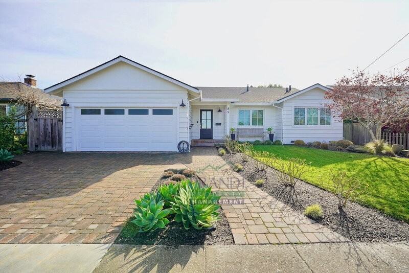 89 Spindrift Psge - Photo 2 of 32