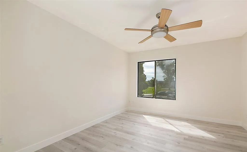 8492 New Salem St - Photo 7 of 8