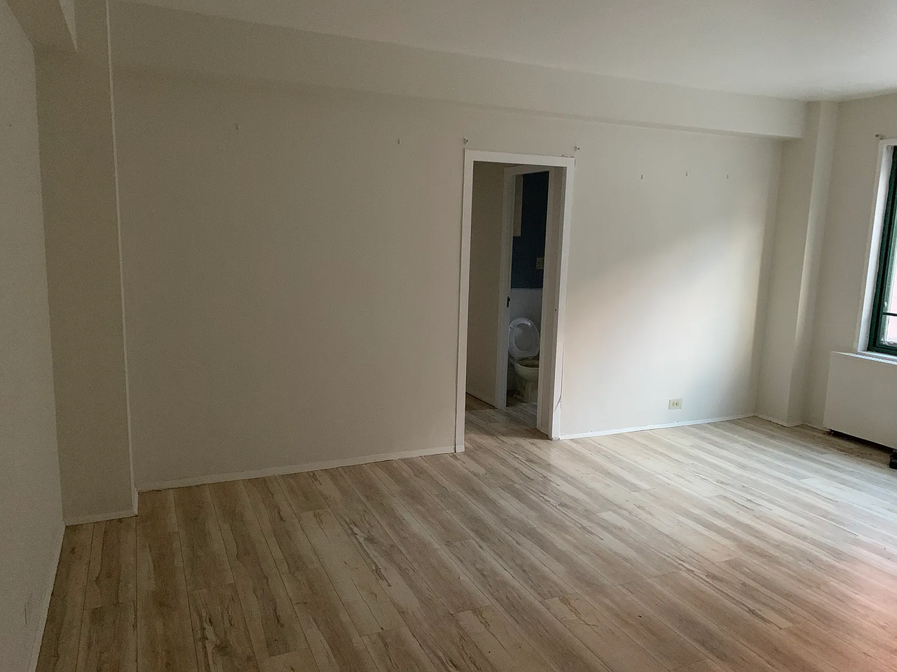 1569 Metropolitan Ave #4B - Photo 6 of 12