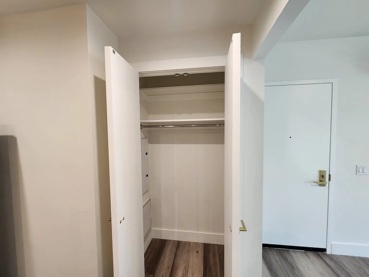 3333 Giles Pl #B2 - Photo 3 of 6