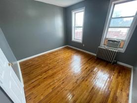 9117 172nd St #4D - Photo 1 of 1