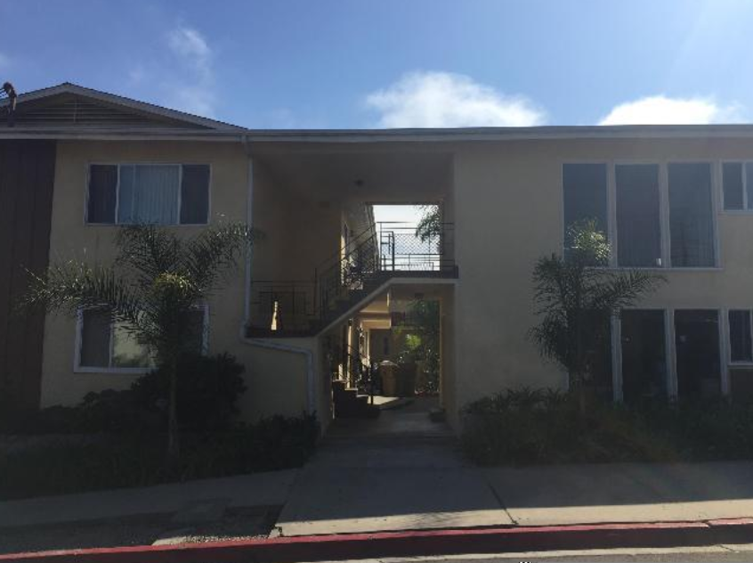 1021 Cliff Dr - Photo 5 of 6