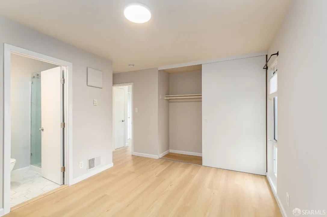 646 Corbett Ave #508 - Photo 3 of 15