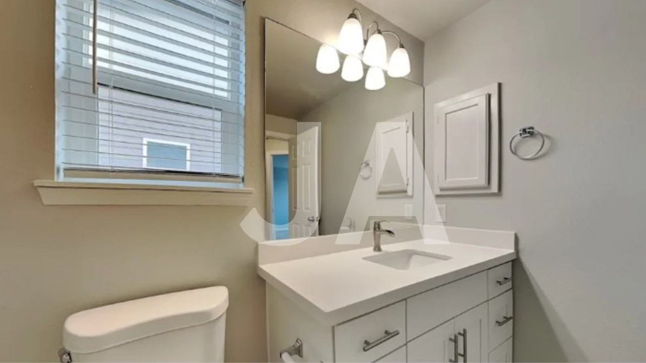 350 2nd St - Photo 2 of 8