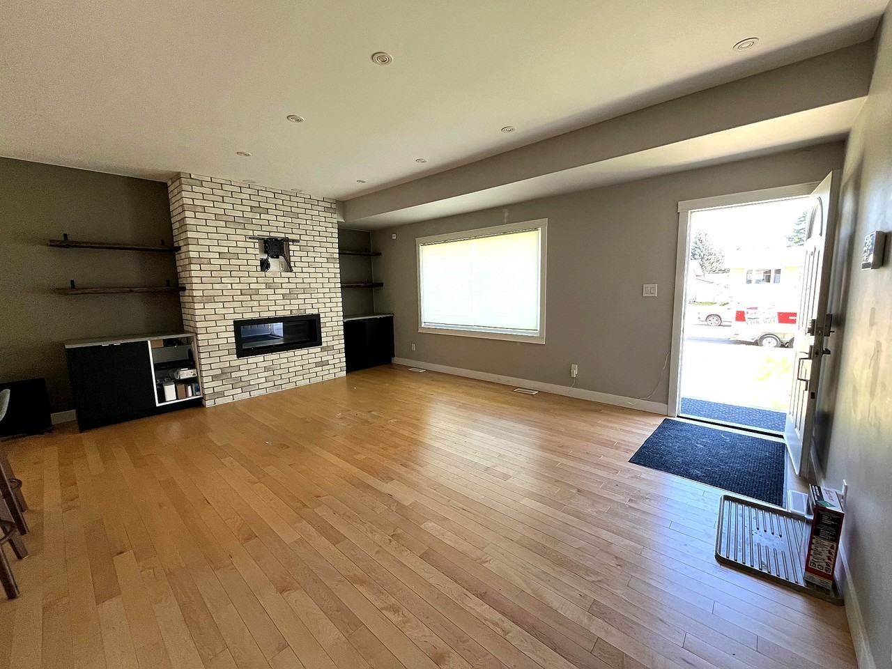 6 Manor Dr Uppr - Photo 4 of 11