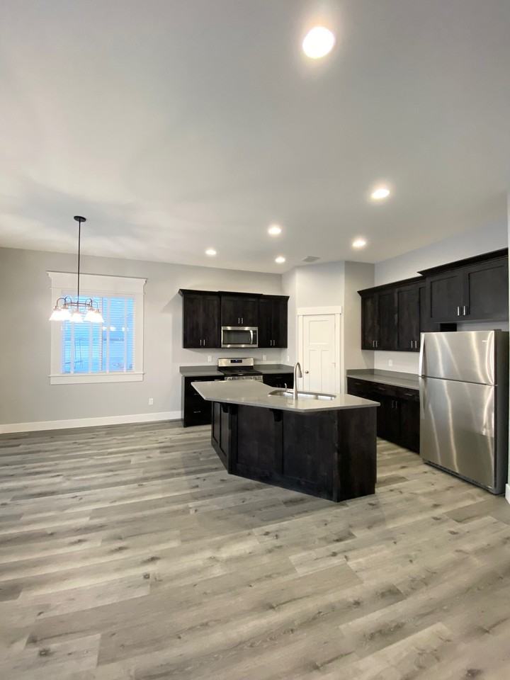 3773 Ventura Ave #NA - Photo 2 of 13