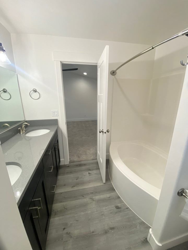 3773 Ventura Ave #NA - Photo 7 of 13