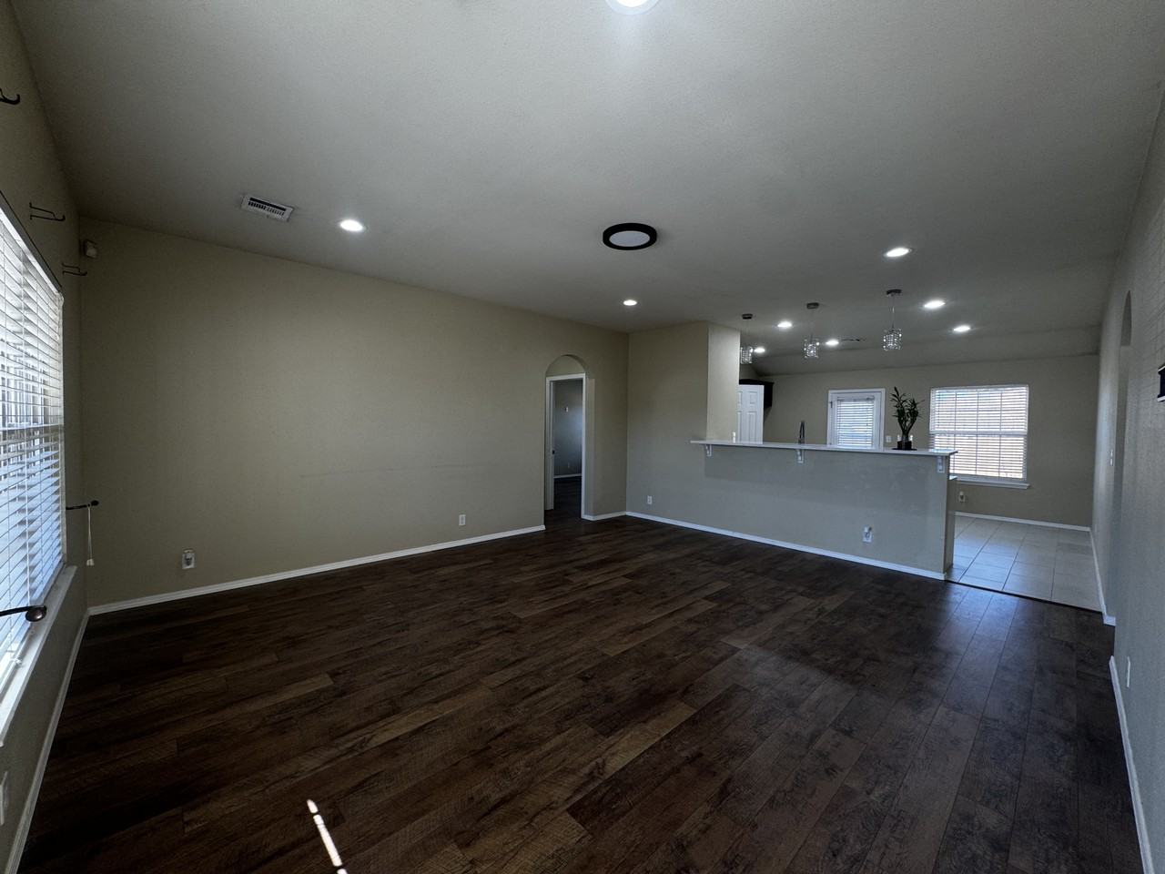 14724 S Fern Pl #NA - Photo 2 of 16