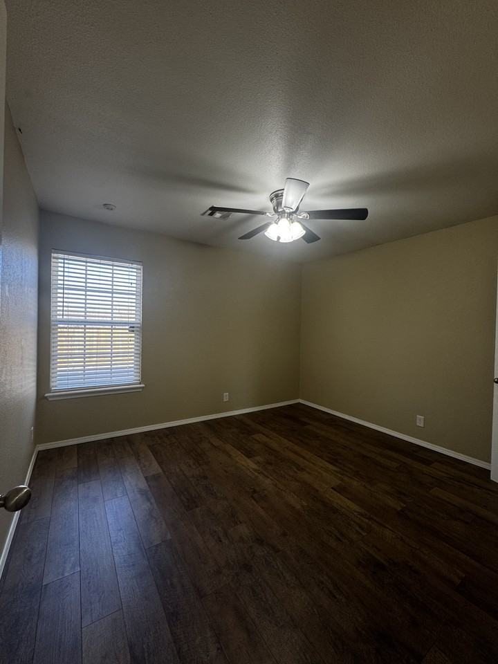 14724 S Fern Pl #NA - Photo 7 of 16