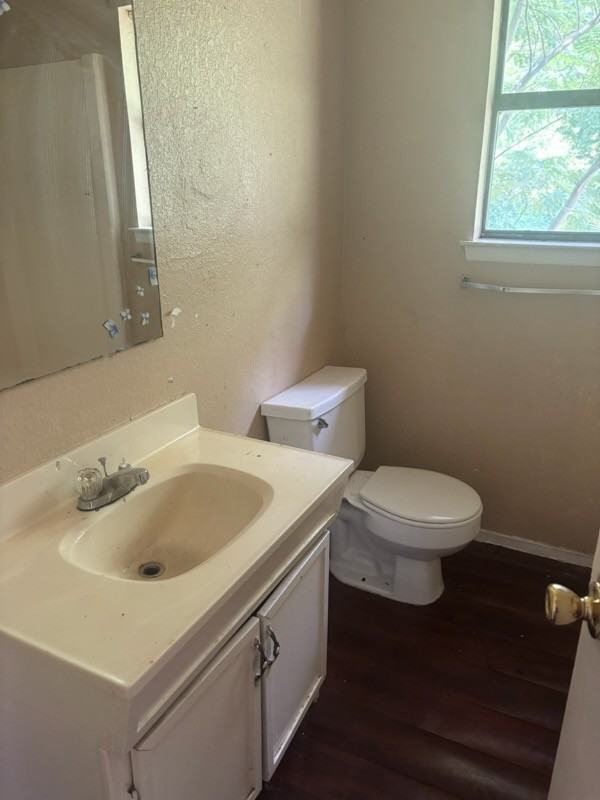 1432 Fitzhugh Ave #NA - Photo 3 of 7